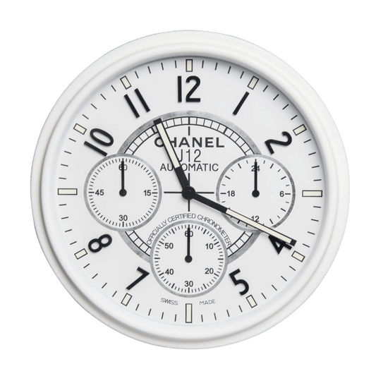 ساعة الحائط الفاخرة في شانيل: الأناقة الخالدة وصقلها لداخلك الداخلي