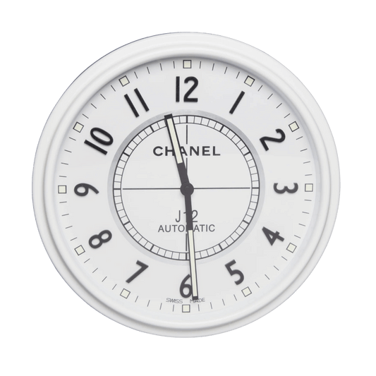 ساعة الحائط الفاخرة في شانيل: الأناقة الخالدة وصقلها لداخلك الداخلي