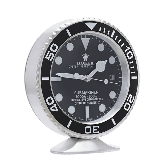 Horloge de Table de Luxe Rolex Submariner – Élégance et Design Iconique - Passeport Cases