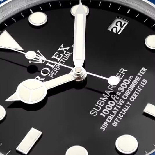 Horloge Murale Rolex Submariner – Lunette Bleue & Cadran Noir - Passeport Cases