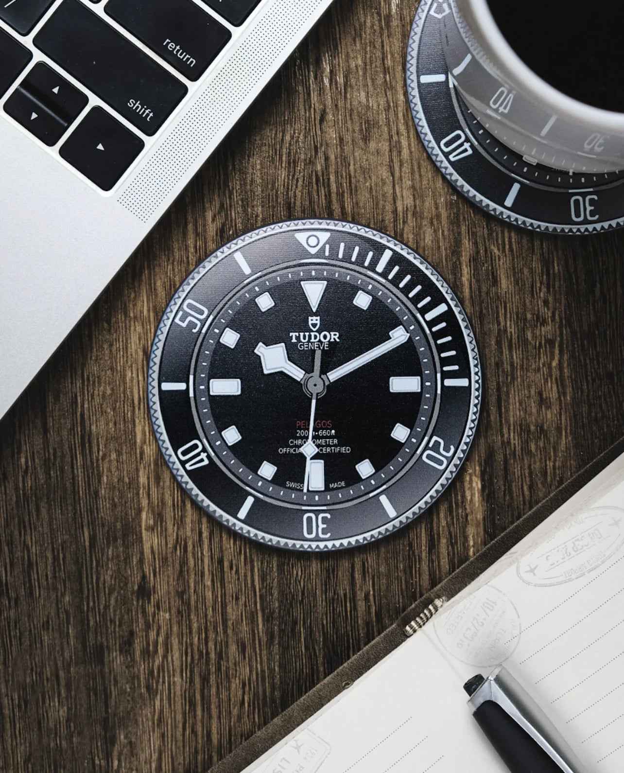 Sous-verres Tudor Pelagos 39 en Silicone Antidérapant - Accessoire Idéal pour Amateurs d'Horlogerie - Passeport Cases