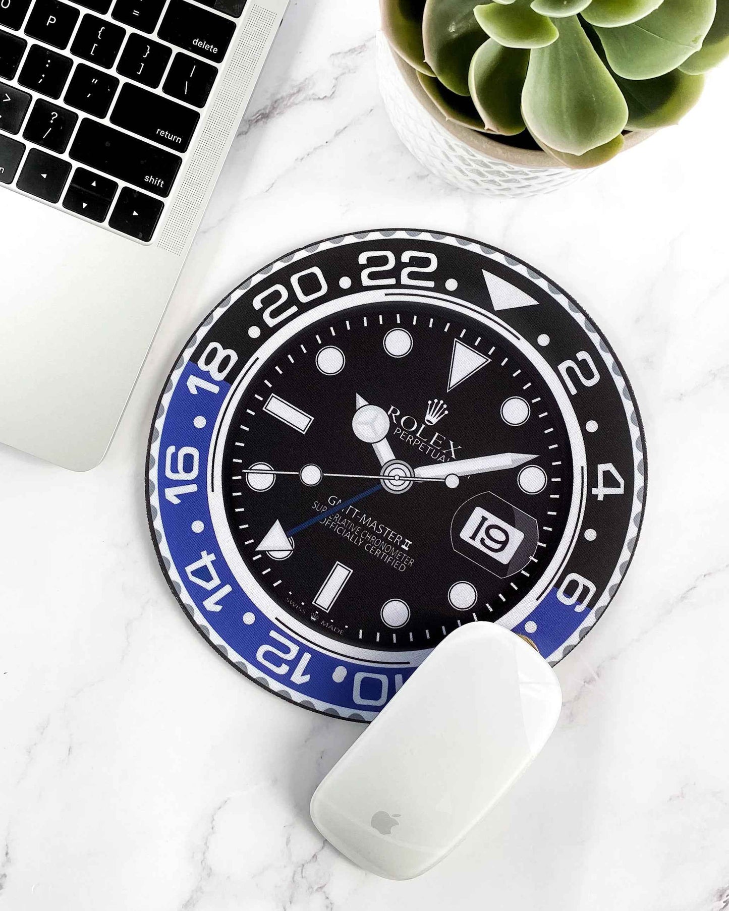 🖱️ Tapis de Souris GMT Master II Batman – Pour Passionnés d'Horlogerie - Passeport Cases