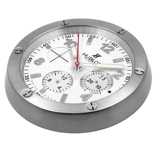 ساعة الحائط الحديثة Hublot - التصميم المعاصر والرفاهية المكررة