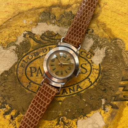 Vintage Lip Lady Tropical Watch από τη δεκαετία του 1950 με καραμέλα πατίνα dial