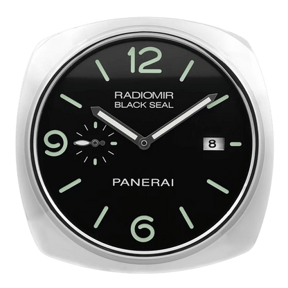 Horloge Murale de Luxe PANERAI : Style Épuré et Précision Remarquable