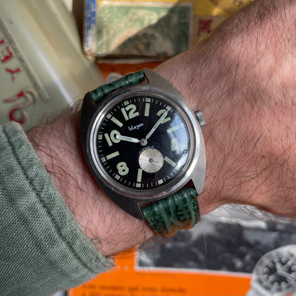 Vintage Blaz Skin Diver's 1960 Χάλυβα ρολόι - Λάκα μαύρος επιλογέας, πράσινο δερμάτινο βραχιόλι