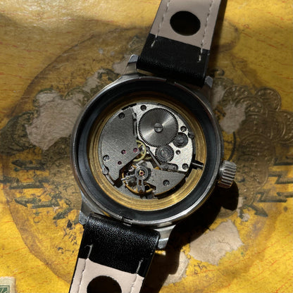 Vostok KGB Reloj en 1980 acero con dial negro y pulsera de cuero real