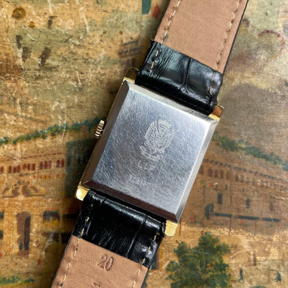 Vintage Lip Watch από τη δεκαετία του 1960 σε χρυσό χάλυβα με γκρίζο επιλογέα και μαύρο δερμάτινο βραχιόλι κροκοδείλου