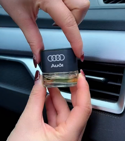 Désodorisant de Voiture Élégant avec Logo - Parfum Durable et Chic