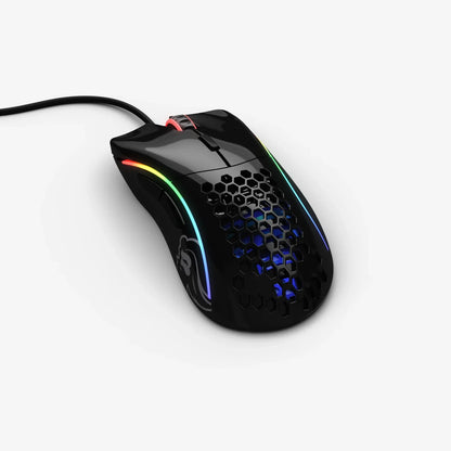 Modello RGB mouse da gioco ergonomico