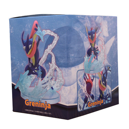 Figurine Greninja Quajutsu 13 cm avec décorations collector