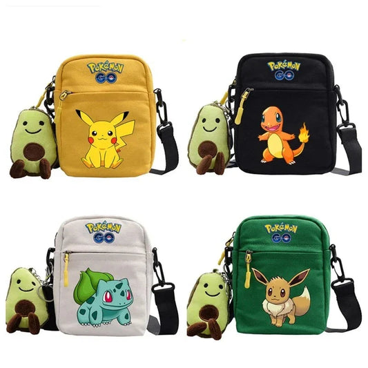 Messenger Tasche mit Pokemon Motiven und Avocado Plüsch Anhänger