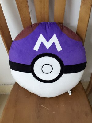 Großes Plüsch Pokéball Kissen ca. 40x40cm kaufen