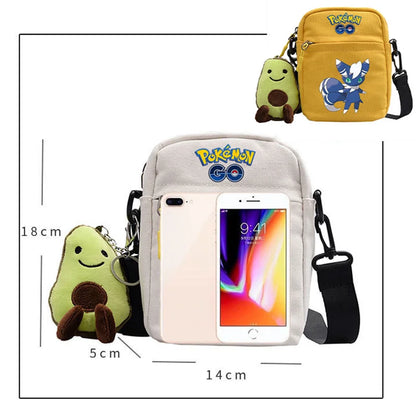 Messenger Tasche mit Pokemon Motiven und Avocado Plüsch Anhänger