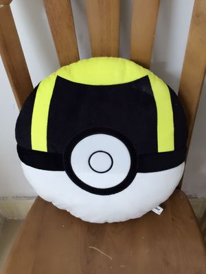 Großes Plüsch Pokéball Kissen ca. 40x40cm kaufen