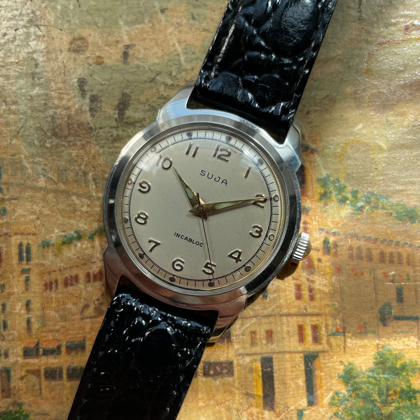 Suja Steja Watch από τη δεκαετία του 1960, Manual Mechanics, White Dial, Black Leather Bracelet, άριστη κατάσταση