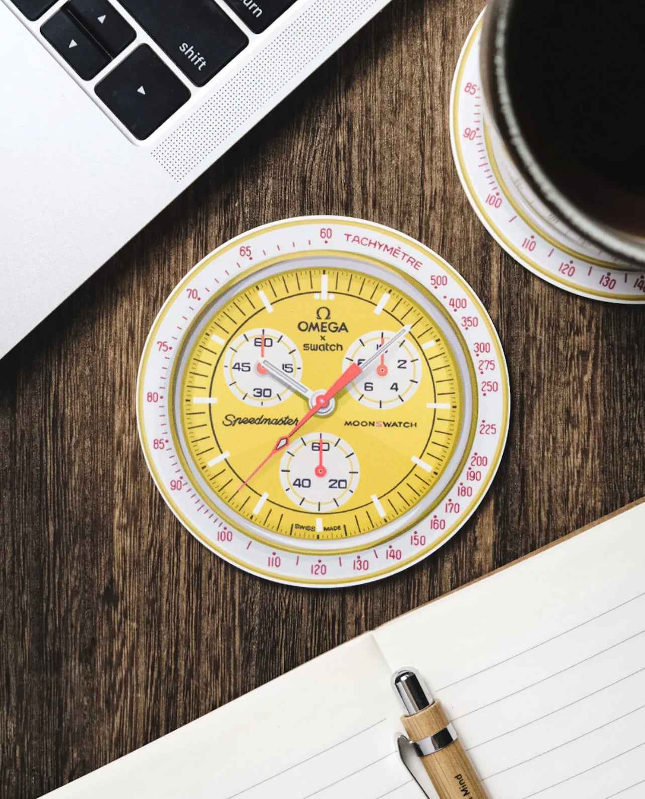 Sous-Verres Silicone Anti-Dérapants MoonSwatch Collection Mission au Soleil - Passeport Cases