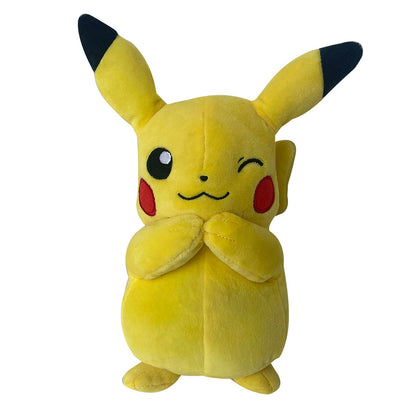 Pikachu en Peluche - 3 Versions Adorables pour Tous les Âges