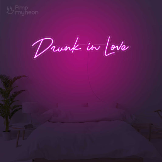 Neon Drunk In Love - Éclairez votre amour avec style