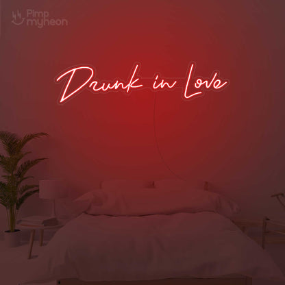 Neon Drunk In Love - Éclairez votre amour avec style