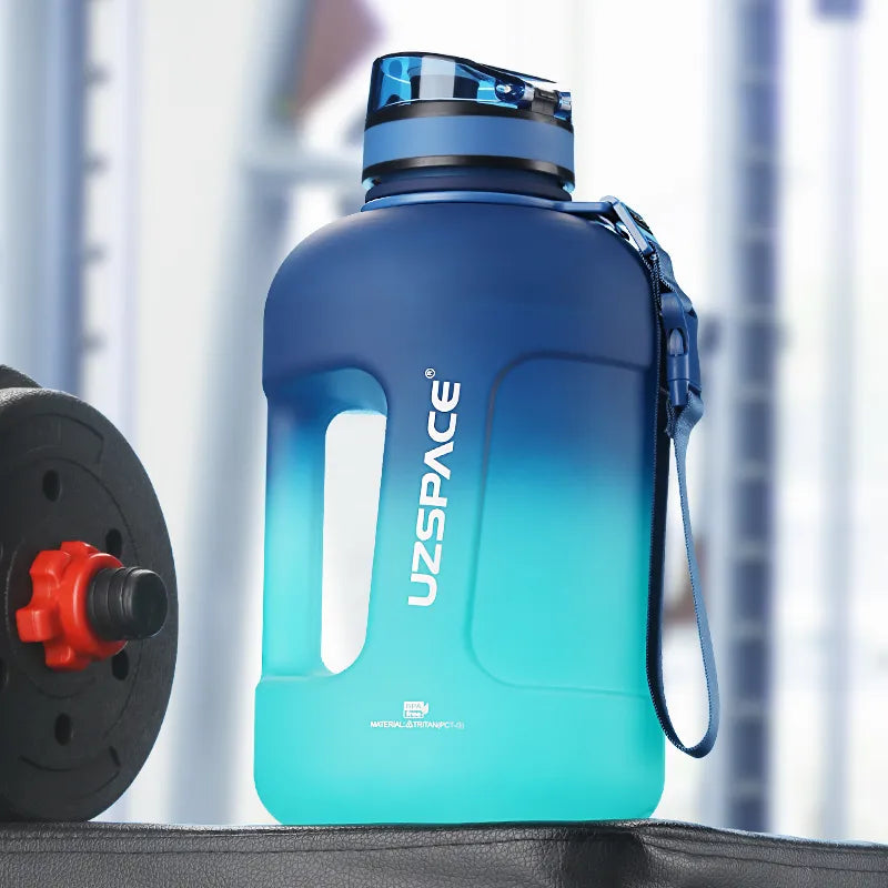 Gourde Sport 2L: Hydratation Optimale au Cœur de l’Action