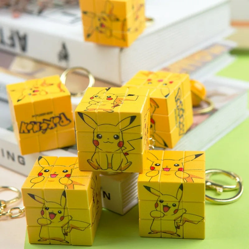 Mini Pikachu Zauberwürfel Look Schlüsselanhänger