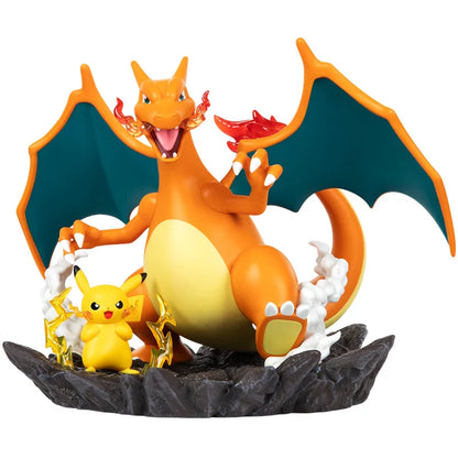 Statue Glurak Charizard avec Pikachu - Force et Amitié en Émotion