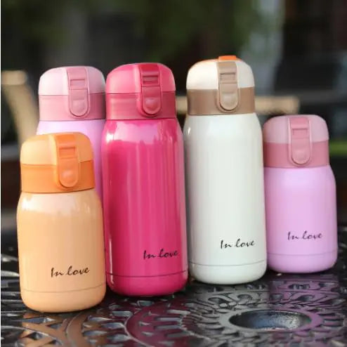 Gourde Enfant Couleur - L'accessoire ludique et pratique pour hydrater vos petits aventuriers