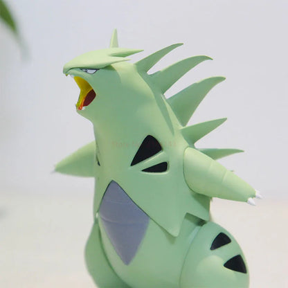 Figurine 10 cm Despotar Tyranitar Pokémon Puissant et Imposant