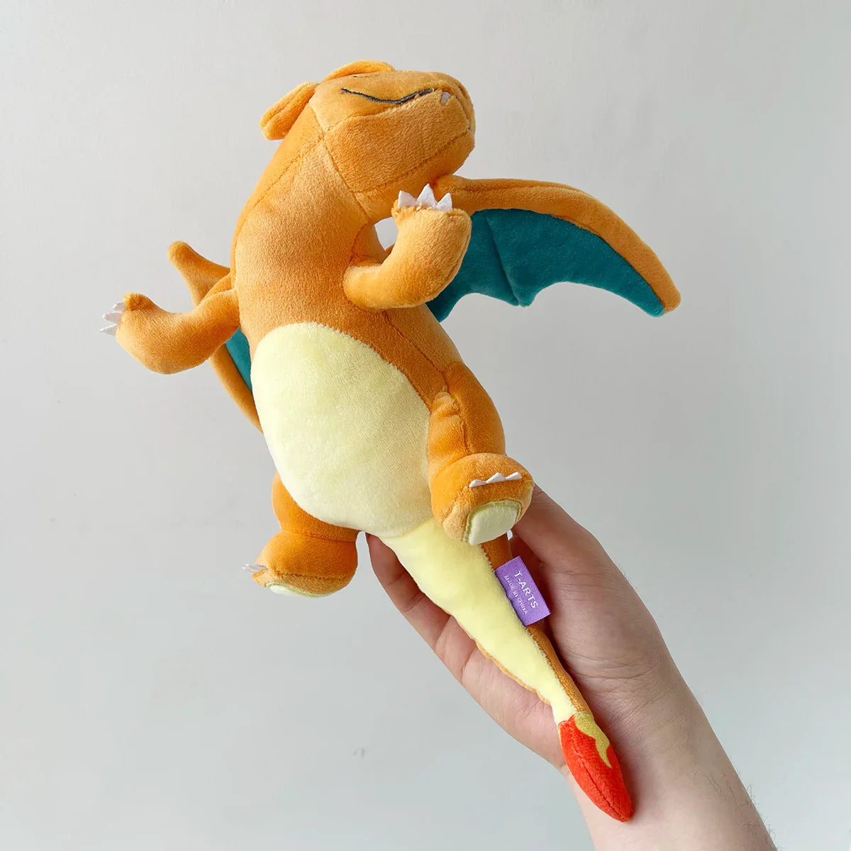 Coussin en Peluche Glurak Charizard - Confort et Magie Pokémon