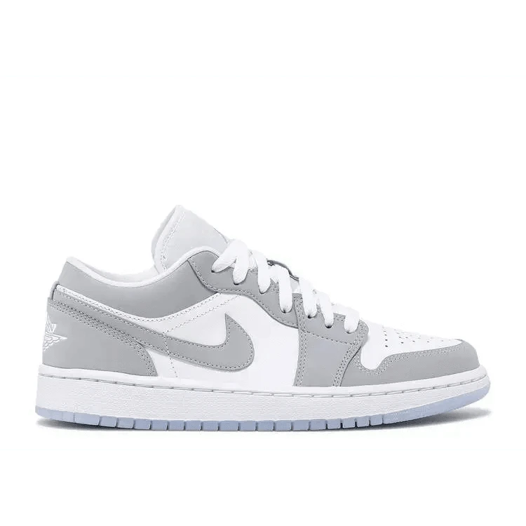 Air Jordan 1 Low Wolf Grey - Passeport Cases