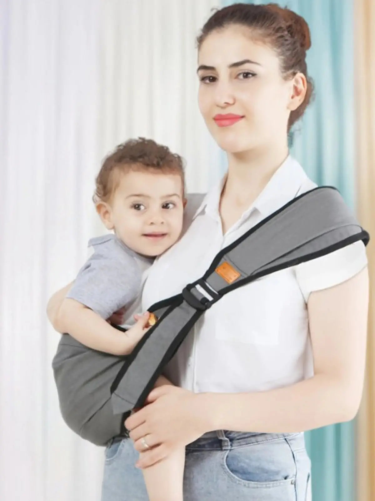 Allaitement porte bebe | EmbraceBaby™ - royaume a bebe