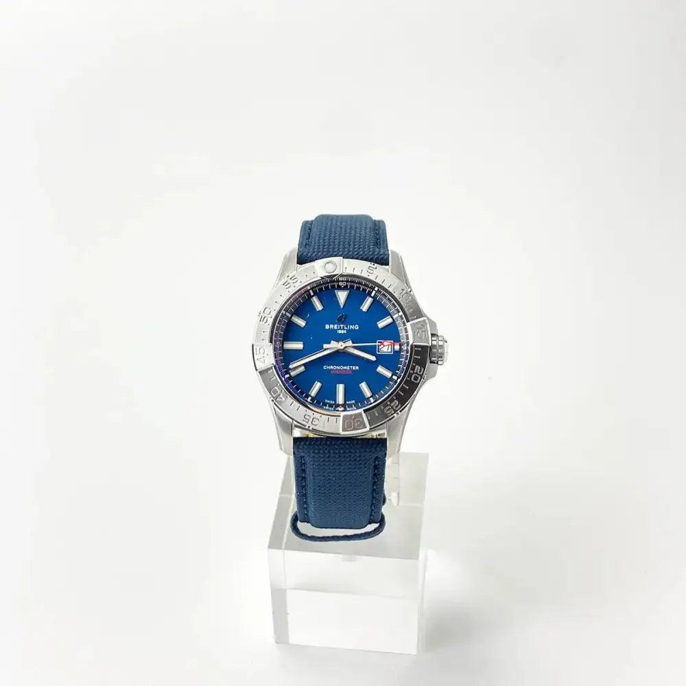 Avenger Automatic 42 blue - Passeport Cases