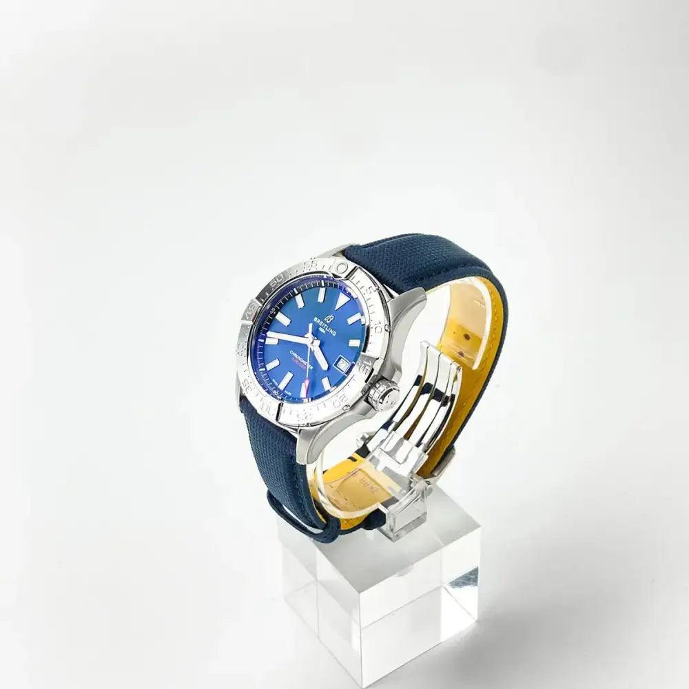 Avenger Automatic 42 blue - Passeport Cases