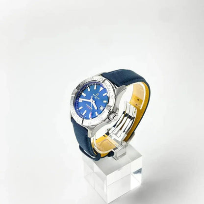 Avenger Automatic 42 blue - Passeport Cases