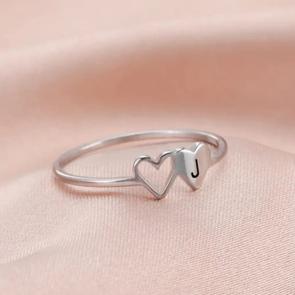 Bague avec Coeur et Initiale - Passeport Cases