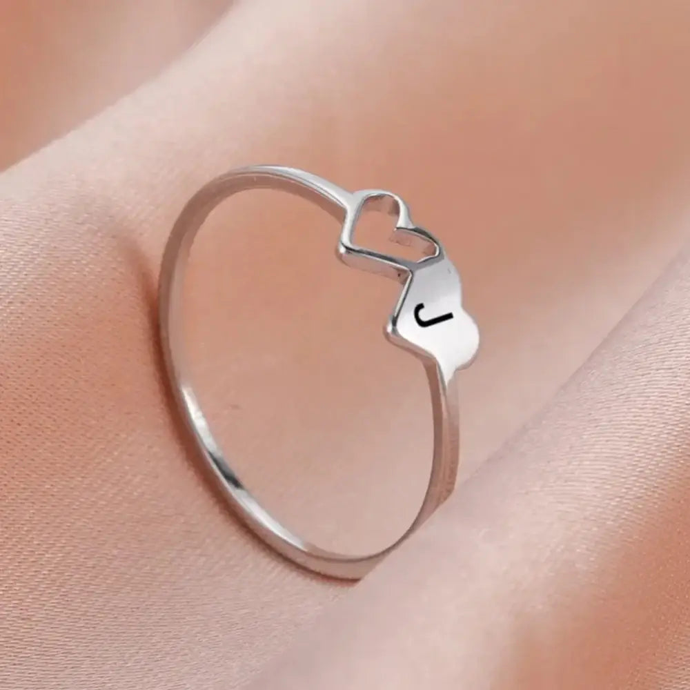 Bague avec Coeur et Initiale - Passeport Cases