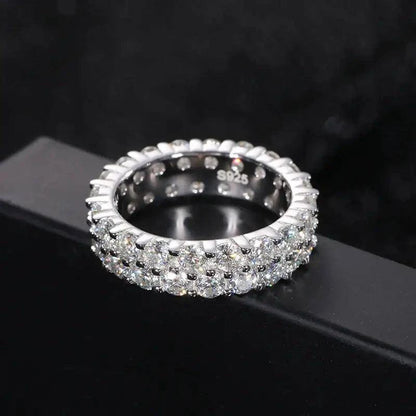 Bague en argent à double rangée de diamants Moissanite de 6 mm - Passeport Cases