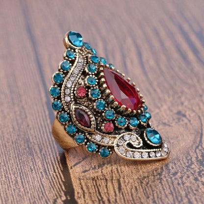 Bague Vintage Élégance avec Rubis et Topaze