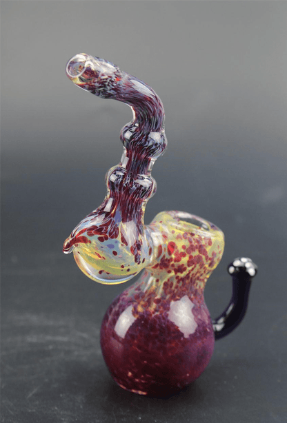 Bubbler en Verre Aubergine Élégant et Mystique