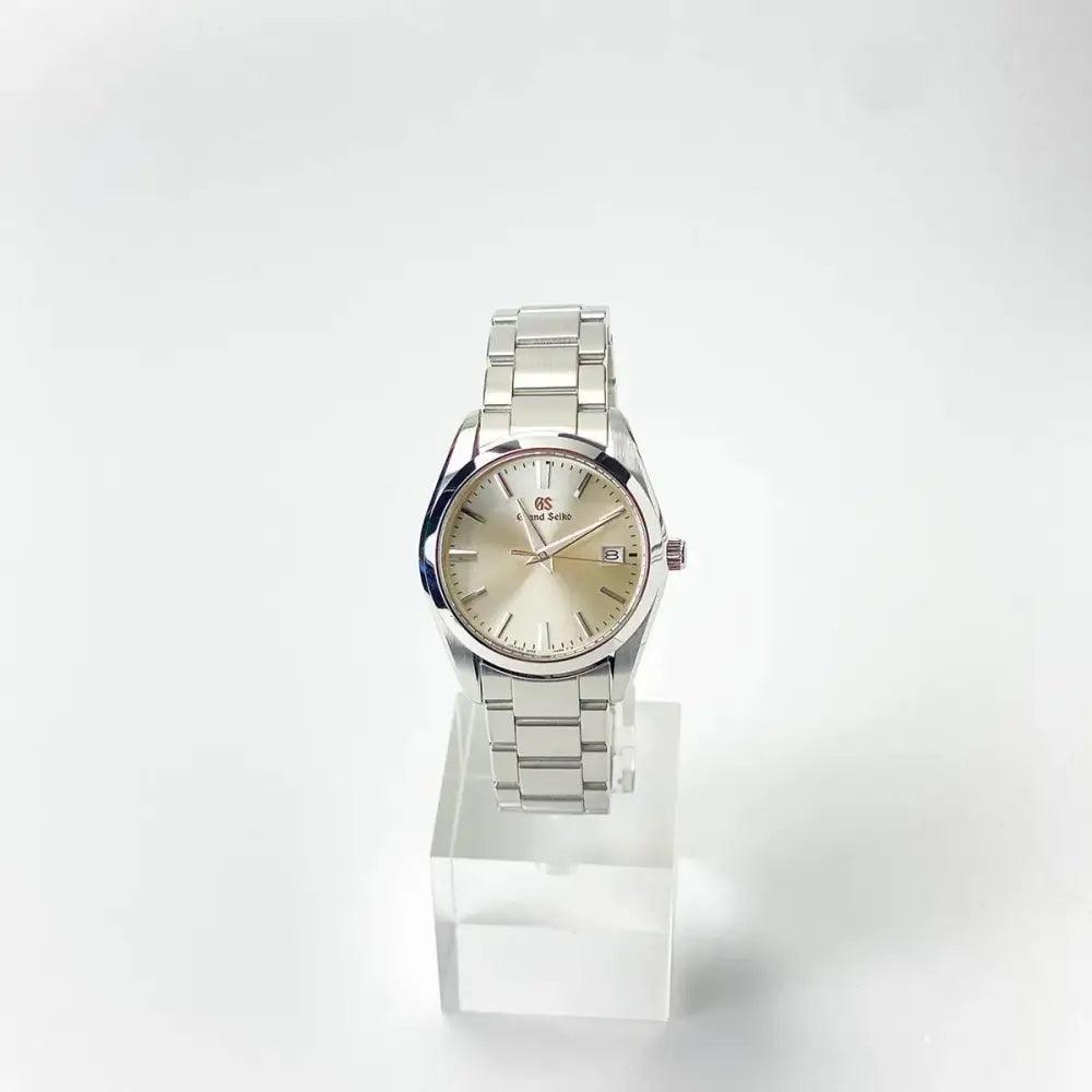 Heritage Collection Silver Dial 37mm - Passeport Cases