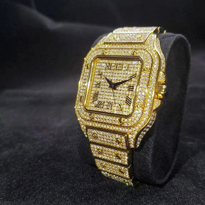 Montre King Square Fully iced out plaquée or - Passeport Cases