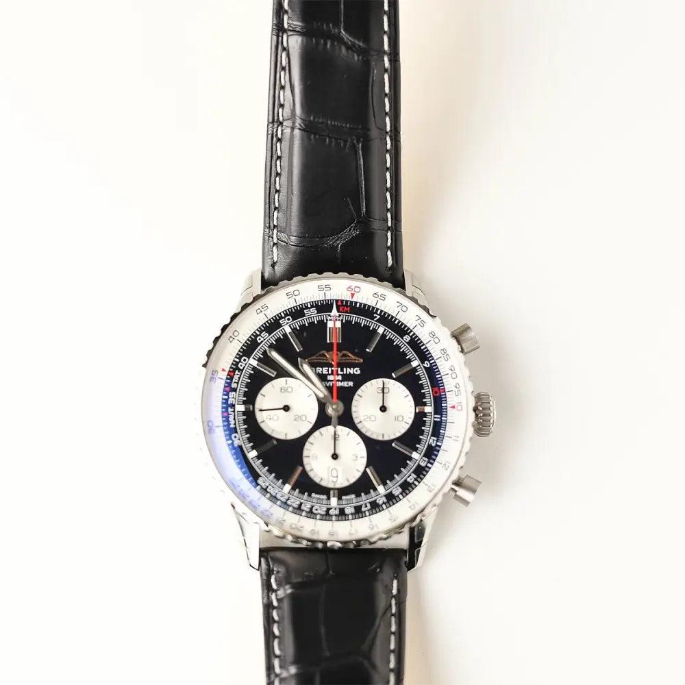 Navitimer B01 Chronograph 46 Schwarz - Passeport Cases