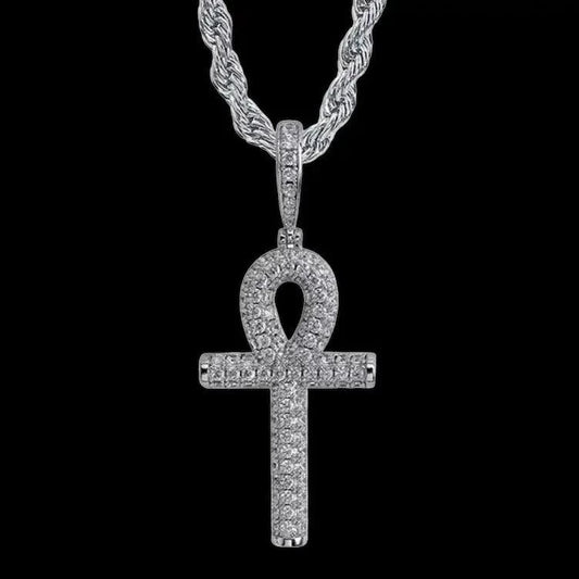 Pendentif croix Ankh plaqué or blanc entièrement glacé - Passeport Cases