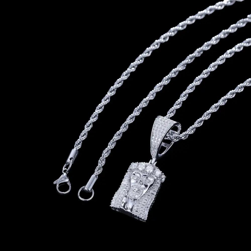 Pendentif Jésus en argent Moissanite et diamants - Passeport Cases