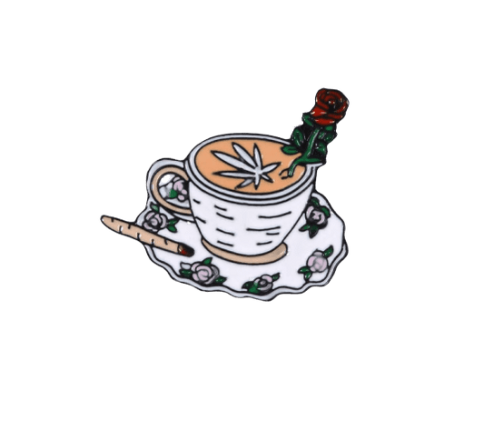 Broche Artisanale Cup of Tea Canna – Élégance et Originalité en Toute Occasion