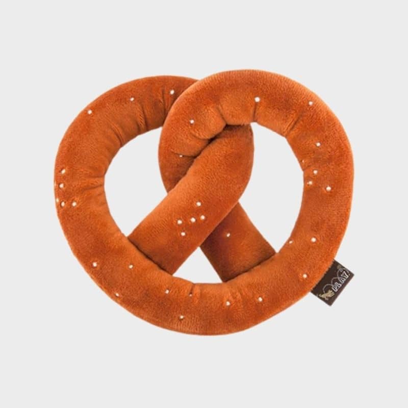 Eco -responsible dog toy in the shape of a Bretzel with Couineurs - P.L.A.Y.