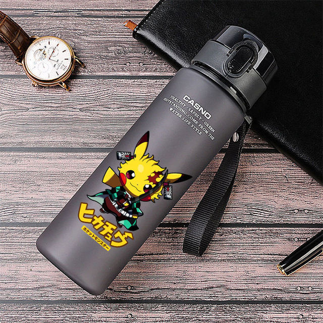 Sport und Trinkflasche mit Pokemon Pikachu Motiv kaufen