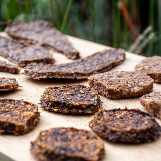 Bouchées de Bœuf Sanadog - Friandises Naturelles 95% Viande pour Chien - Passeport Cases