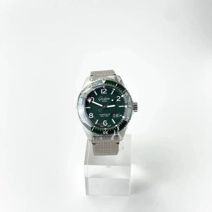 SeaQ Panoramadatum Green Dial 43mm - Passeport Cases